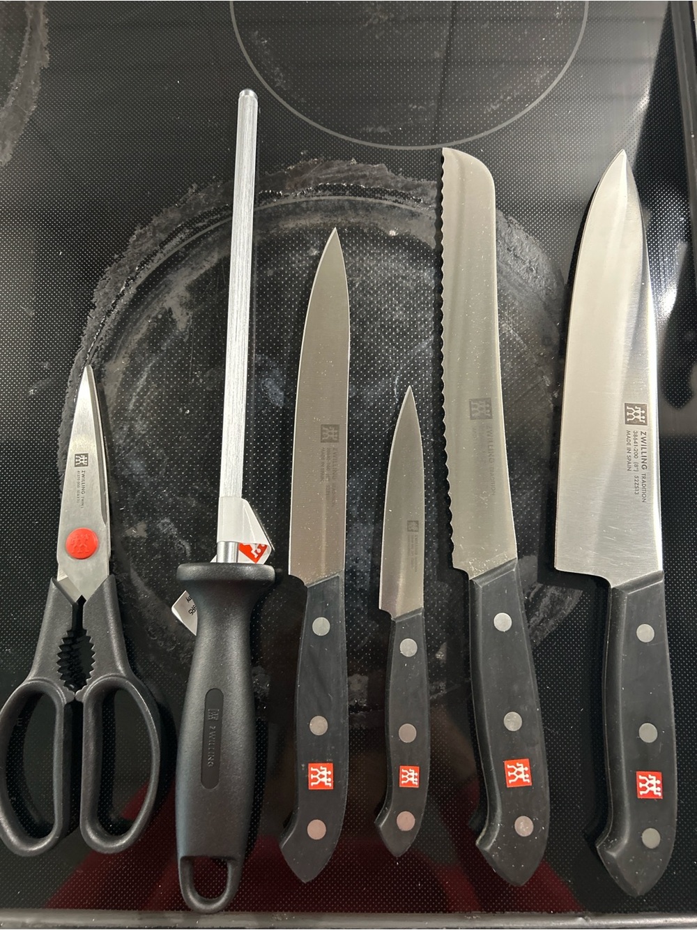 NEW ZWILLING J.A. Henckels Traditional 6-piece Knife Set